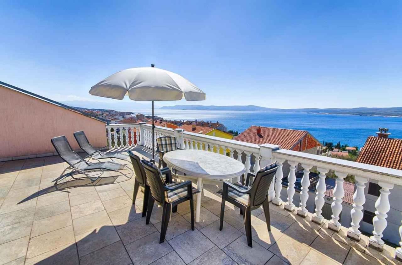 Apartment In Crikvenica 39210 Экстерьер фото